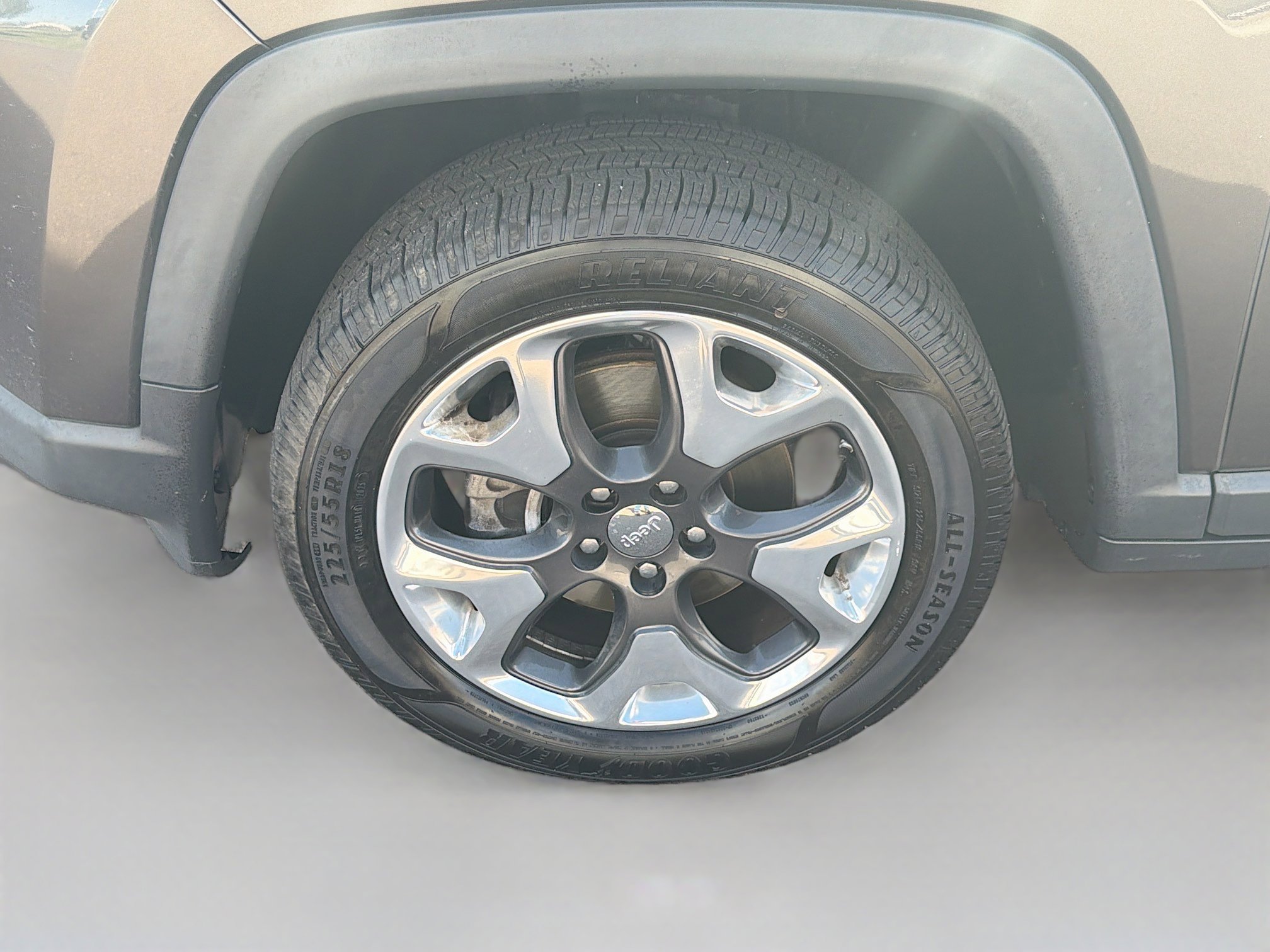 Used 2019 Jeep Compass Limited AWD/4WD image 11