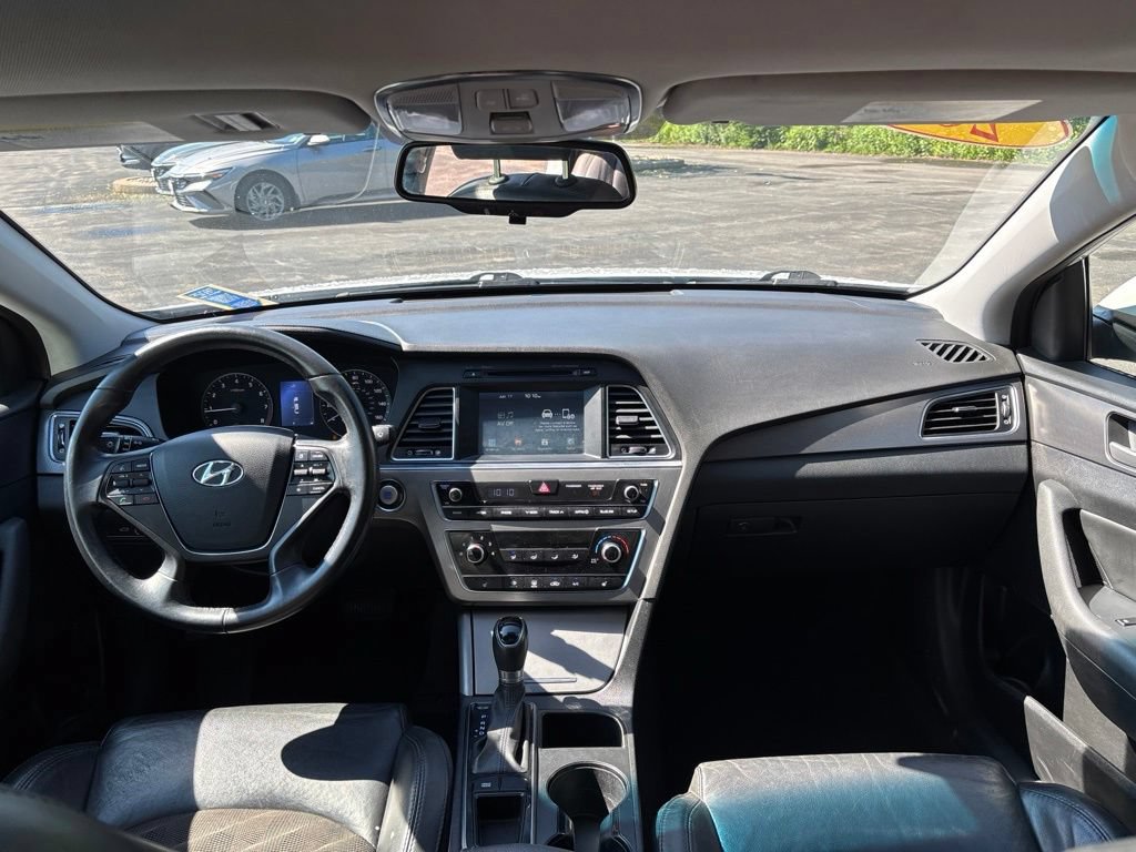 Used 2017 Hyundai Sonata Sport w/ Value Edition Package 02 FWD image 15