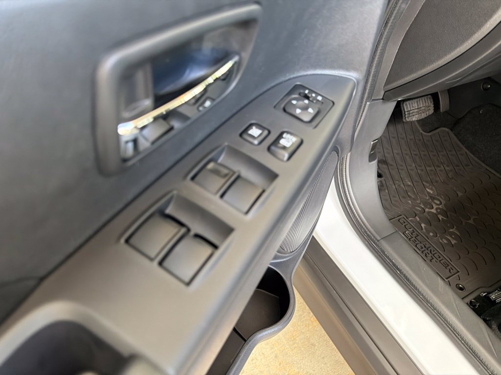 New 2027 Mitsubishi Outlander Sport LE FWD image 35