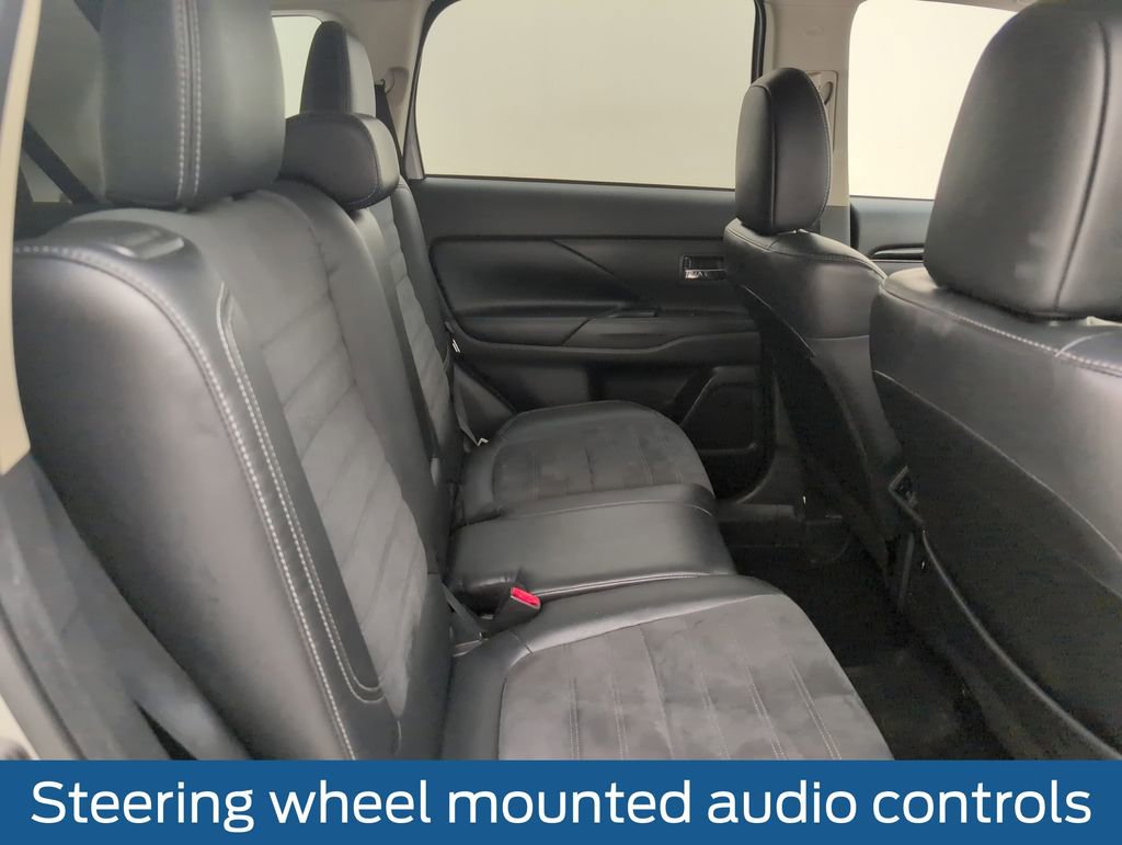 Used 2019 Mitsubishi Outlander FWD image 15