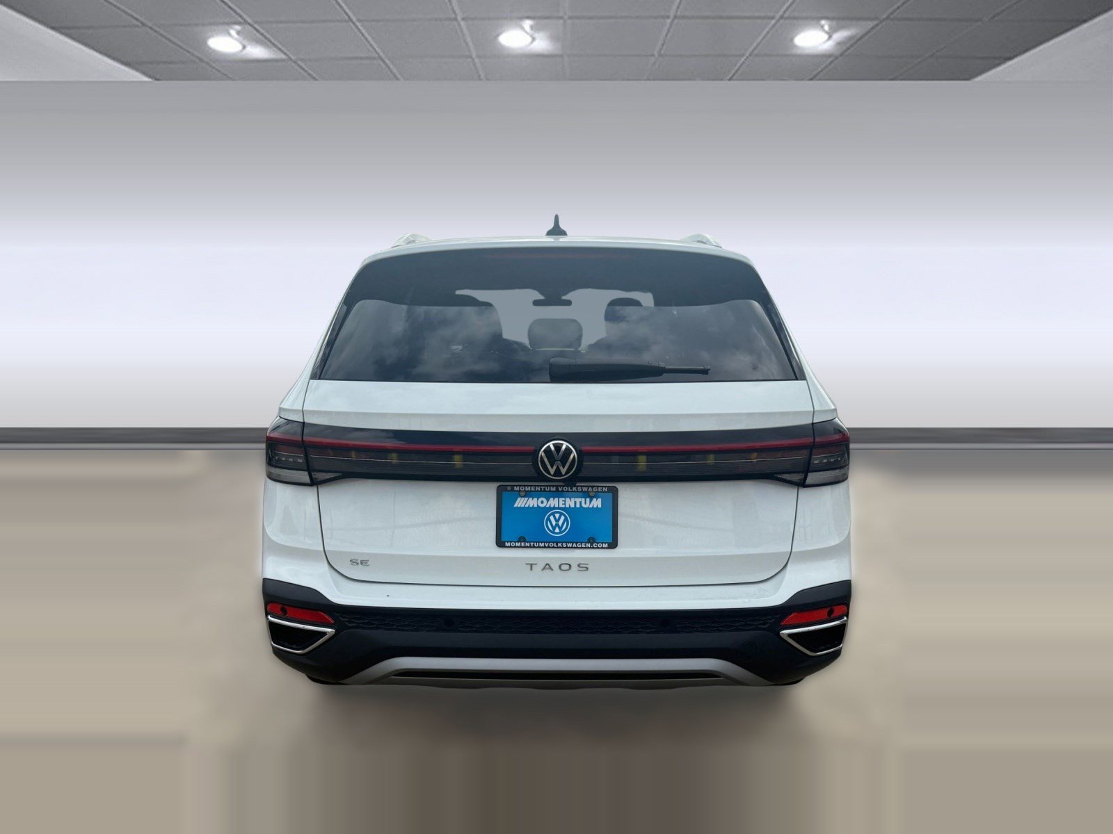 New 2026 Volkswagen Taos SE image 10