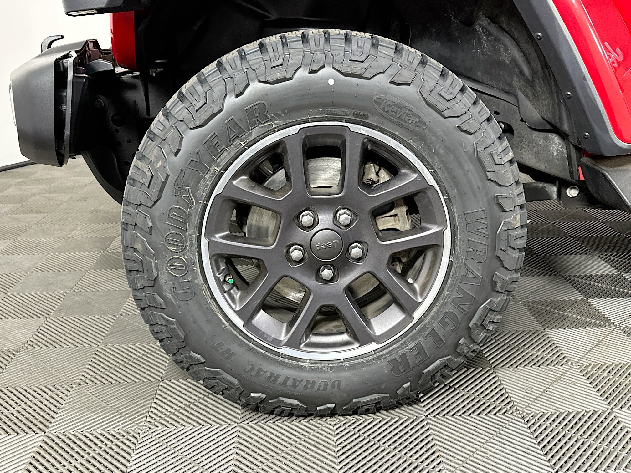 Used 2020 Jeep Gladiator Overland image 35