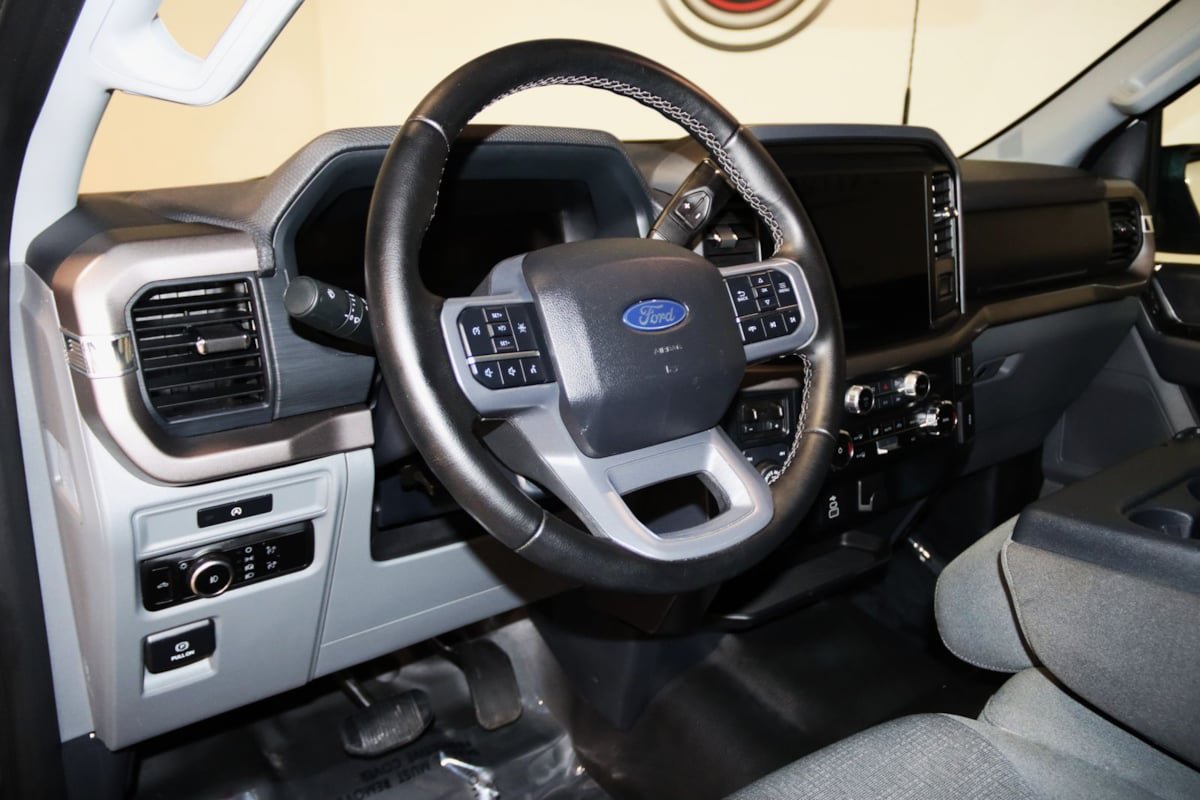 Used 2025 Ford F150 XLT w/ Equipment Group 301A Standard AWD/4WD image 48