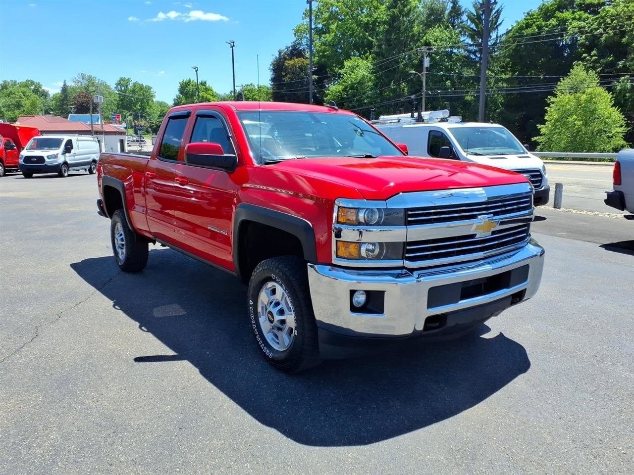 Used 2017 Chevrolet Silverado 2500 LT AWD/4WD image 7