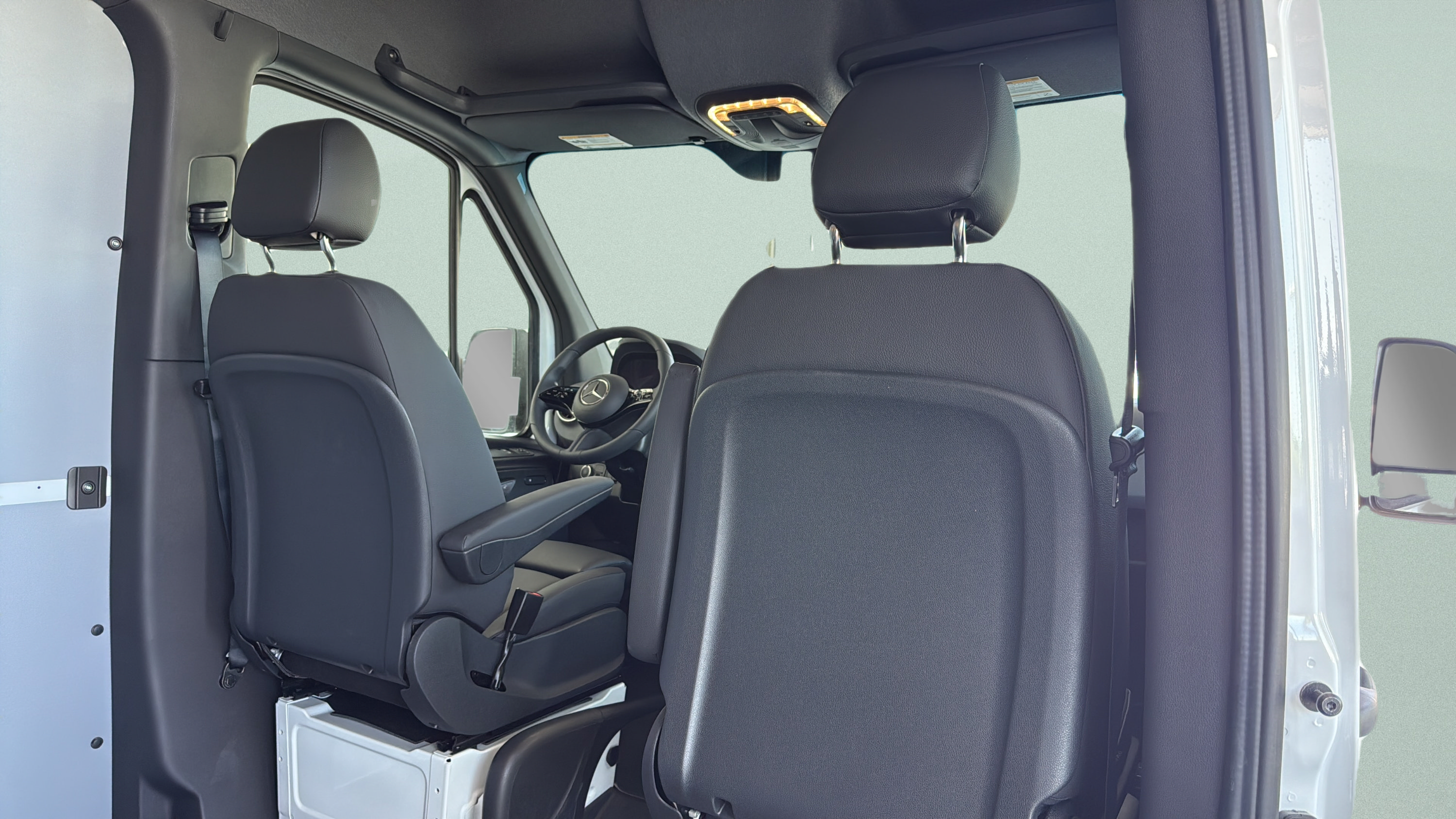 New 2026 Mercedes-Benz Sprinter 2500 image 13