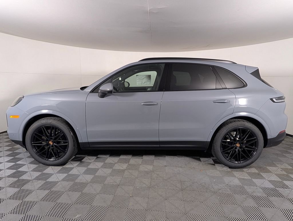 New 2026 Porsche Cayenne AWD/4WD image 2