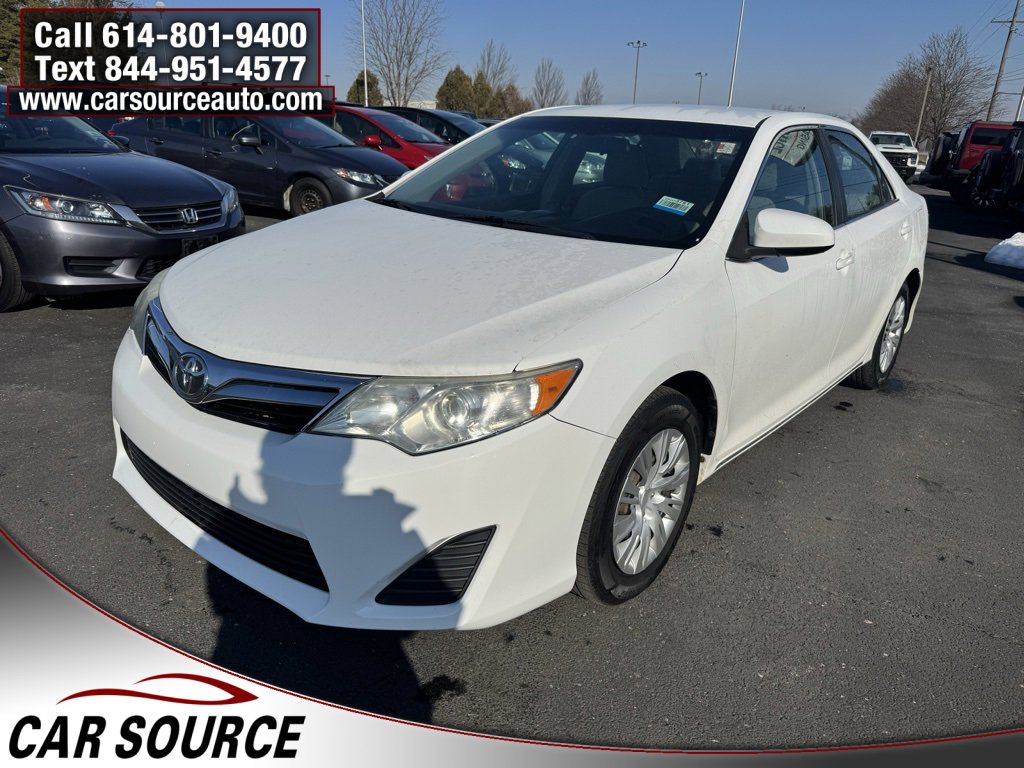 Used 2012 Toyota Camry LE image 2