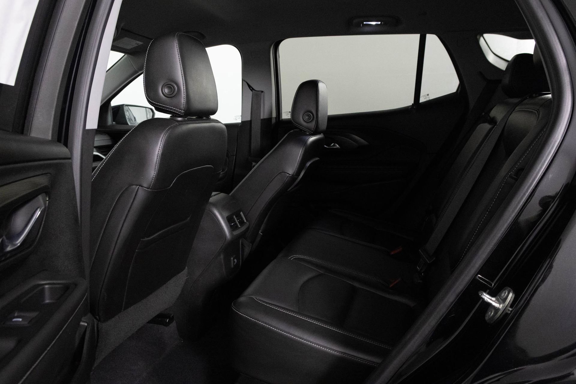 Certified 2022 GMC Terrain SLT image 34