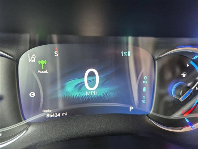 Used 2018 Chrysler Pacifica Limited w/ Advanced Safetytec Group FWD image 17