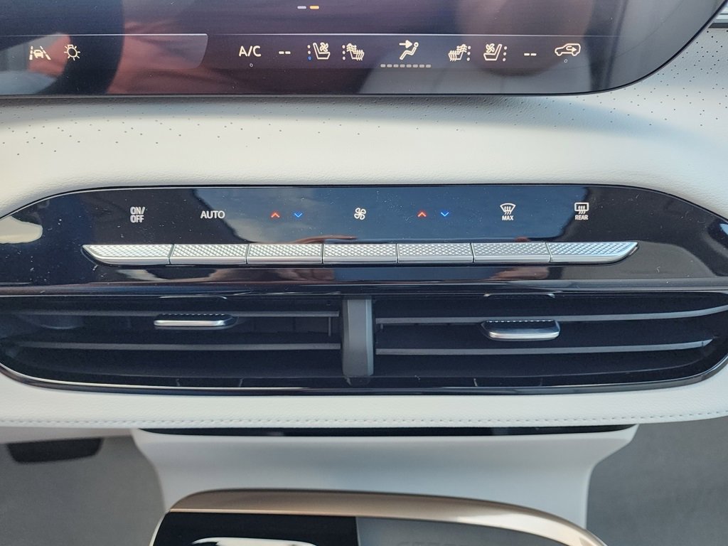 New 2026 Buick Enclave Avenir w/ Super Cruise Package image 32