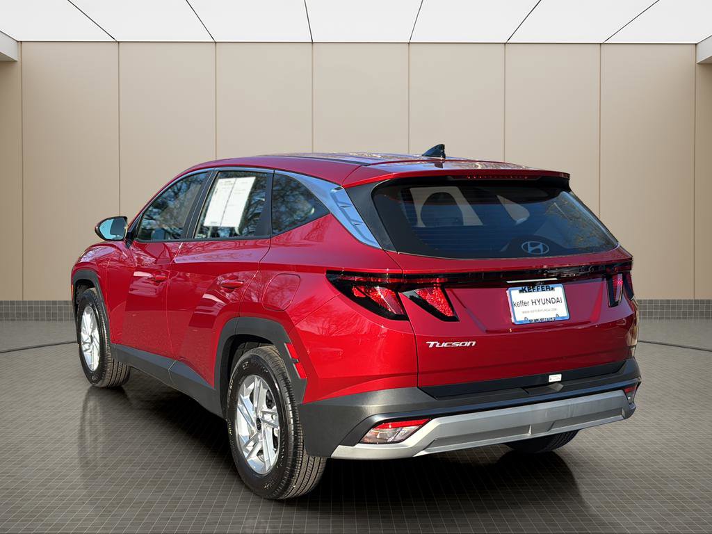 Certified 2025 Hyundai Tucson SE FWD image 3