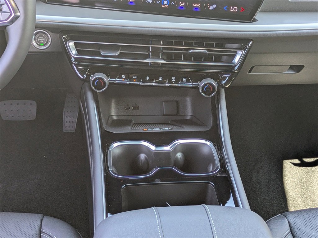 New 2026 Chevrolet Traverse LT w/ Enhanced Driving Package image 19