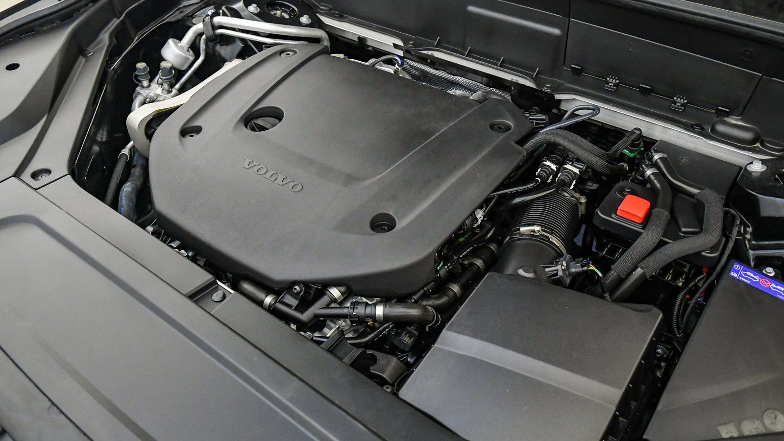 Certified 2025 Volvo XC90 B6 Ultra image 29