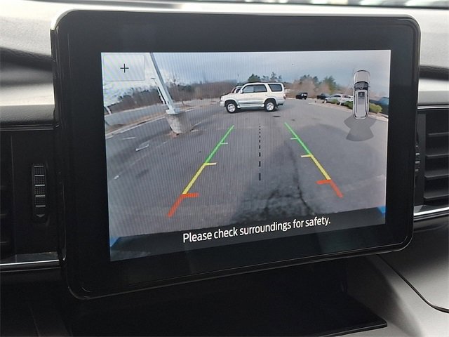 Used 2021 Ford Explorer XLT w/ Equipment Group 202A image 18