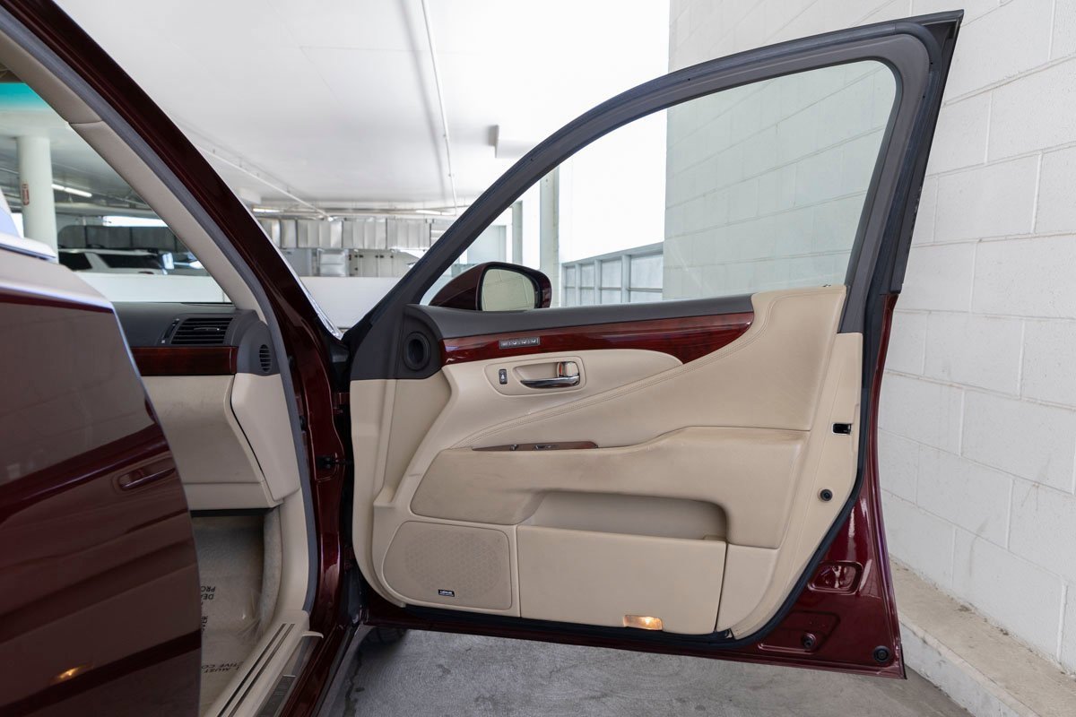 Used 2009 Lexus LS 460 460 image 26