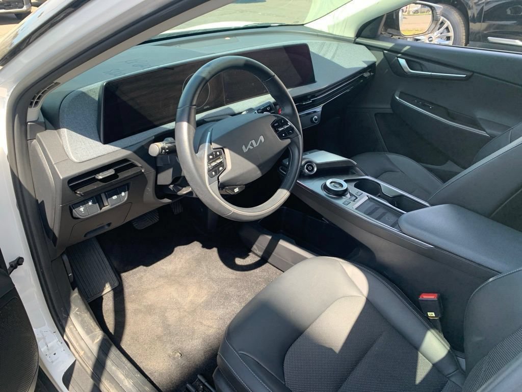 Certified 2023 Kia EV6 Light RWD image 10