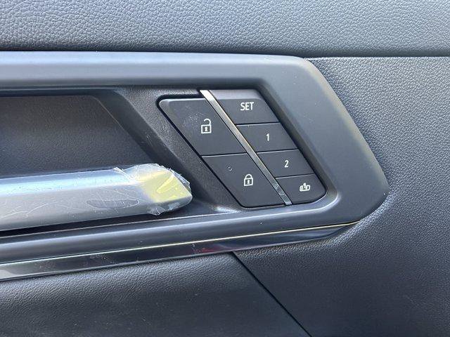 New 2027 GMC Terrain Elevation w/ Elevation Premium Package AWD/4WD image 25