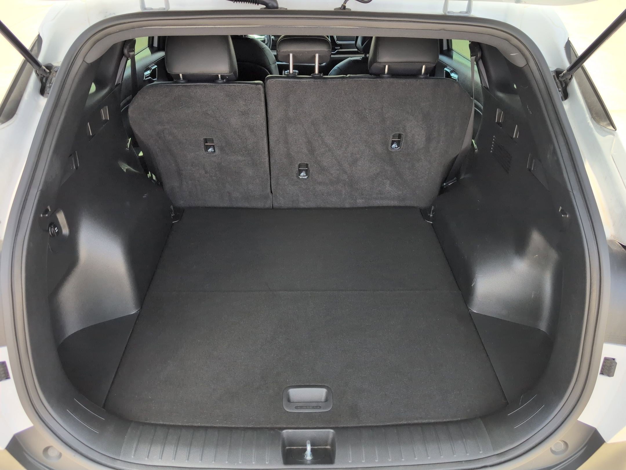 Certified 2024 Kia Sportage X-Line image 32