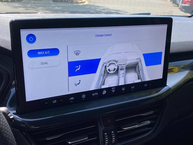 Used 2023 Ford Escape ST-Line w/ Tech Pack #1 FWD image 27