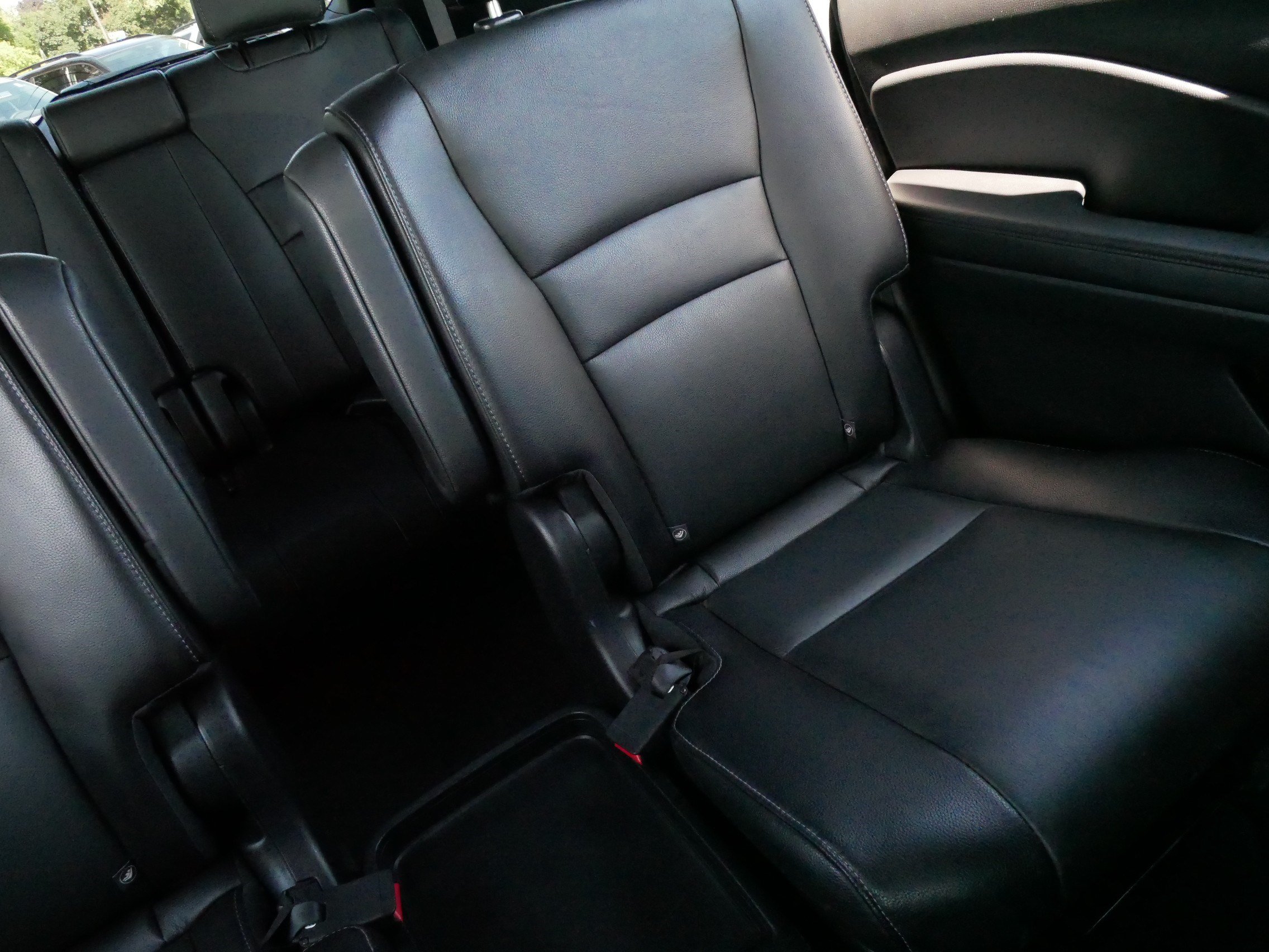 Used 2019 Honda Pilot Touring image 14
