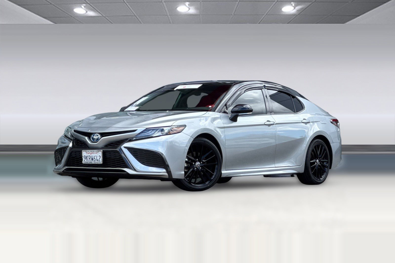Used 2021 Toyota Camry SE w/ Cold Weather Package AWD/4WD image 22