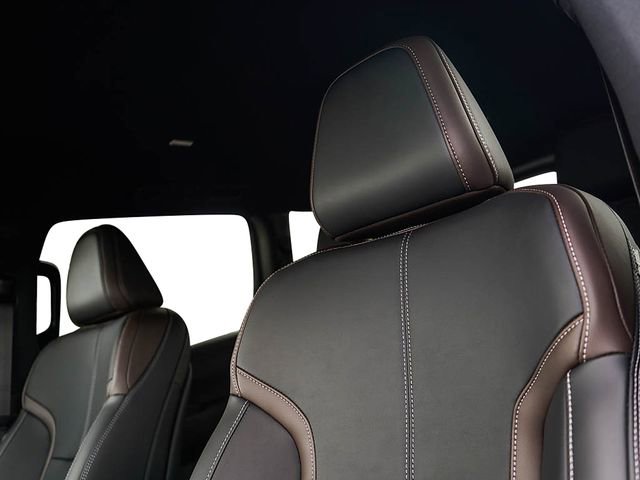 New 2026 Nissan Armada SL w/ Captain's Chari Seat Package image 19