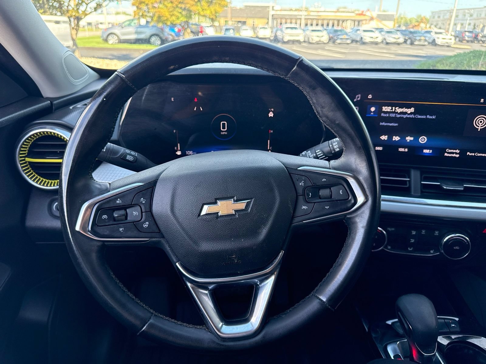 Used 2024 Chevrolet Trax LT w/ Driver Confidence Package FWD image 20