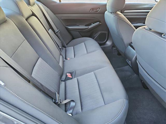 Used 2023 Nissan Altima 2.5 SV w/ SV Premium Package FWD image 21