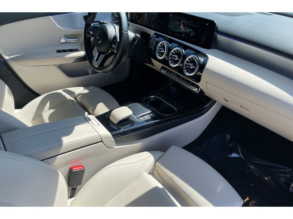 Used 2021 Mercedes-Benz A 220 image 17