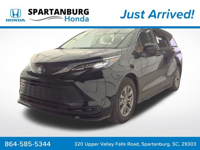 Used 2024 Toyota Sienna LE