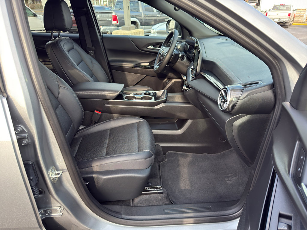 Used 2026 Chevrolet Equinox LT w/ Convenience Package II image 52