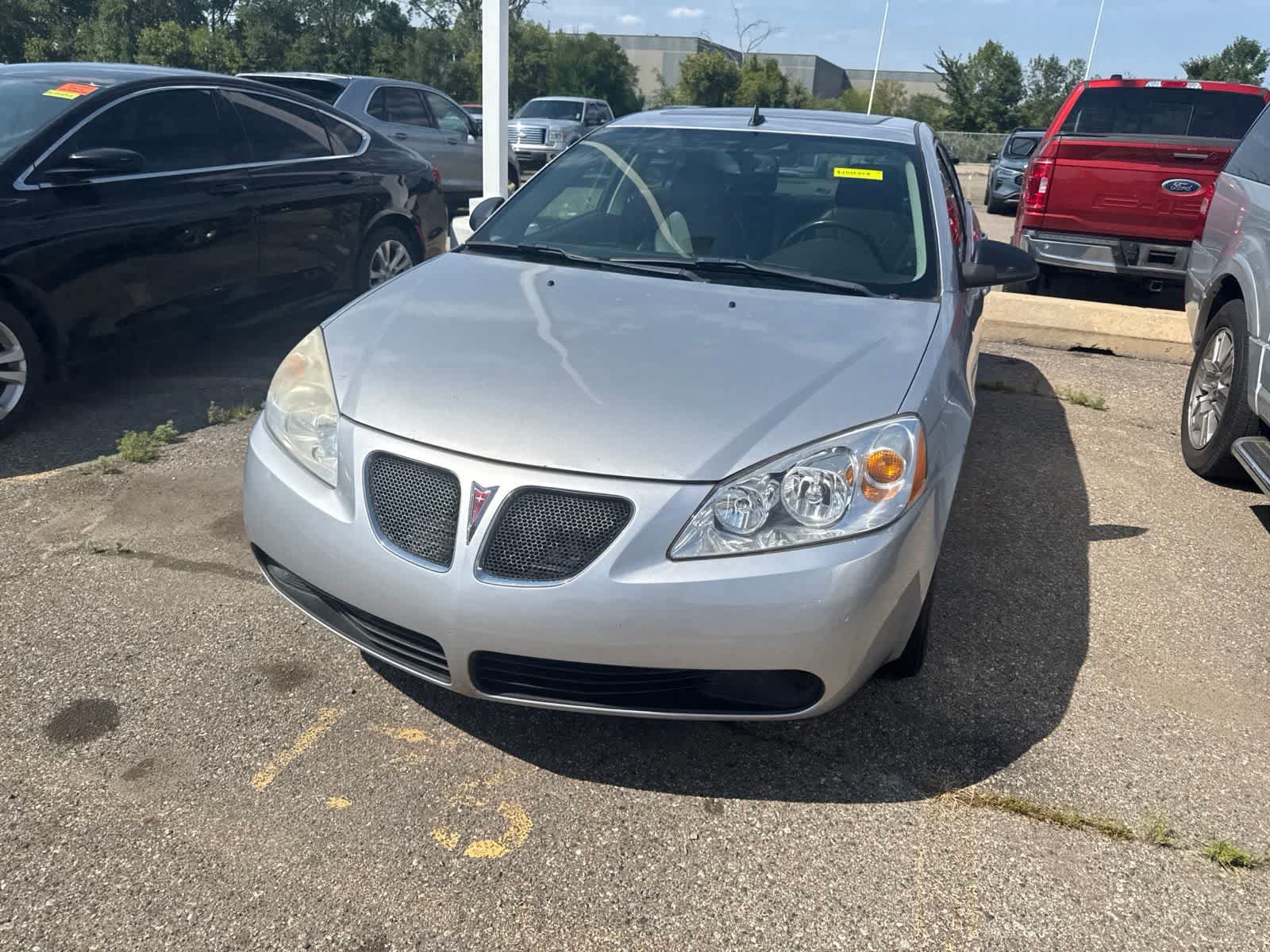 Used 2009 Pontiac G6 Sedan w/ Sun And Sound Package FWD image 21