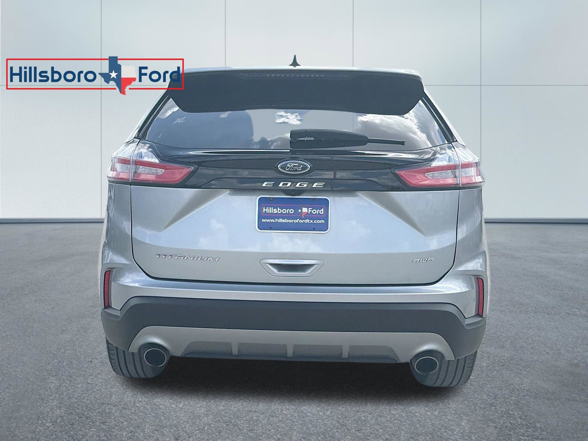 Used 2024 Ford Edge Titanium w/ Equipment Group 301A AWD/4WD image 8