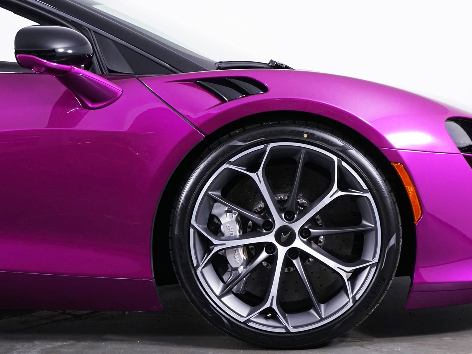 New 2026 McLaren Artura Spider RWD image 17