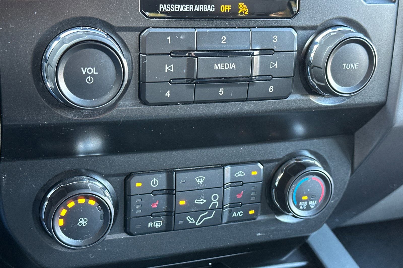 Used 2022 Ford F250 XLT w/ XLT Premium Package image 20