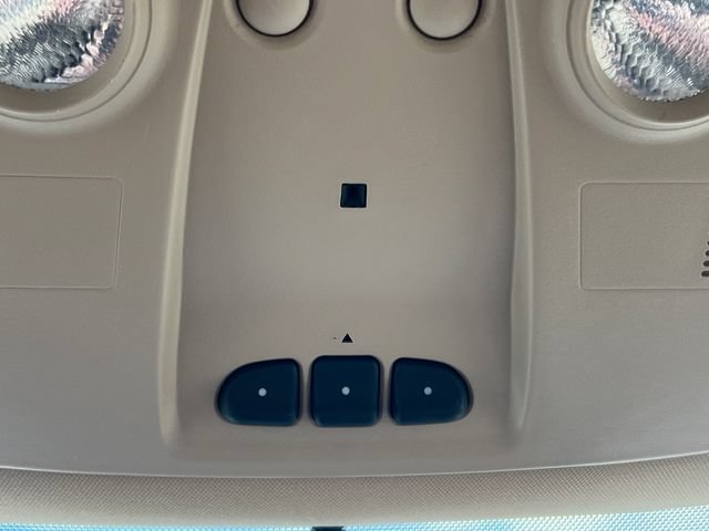 Used 2012 Buick Enclave Leather FWD image 27