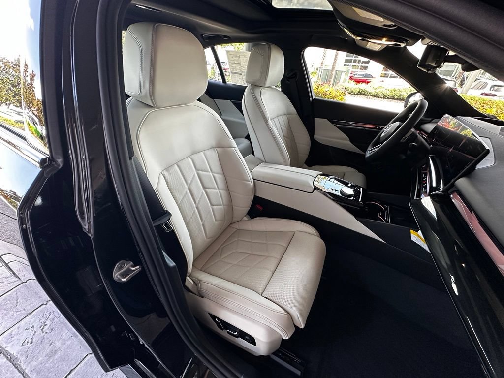 New 2027 BMW 530i xDrive w/ M Sport Package AWD/4WD image 25