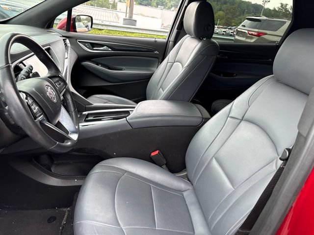 Used 2024 Buick Enclave Essence w/ Sport Touring Edition AWD/4WD image 8