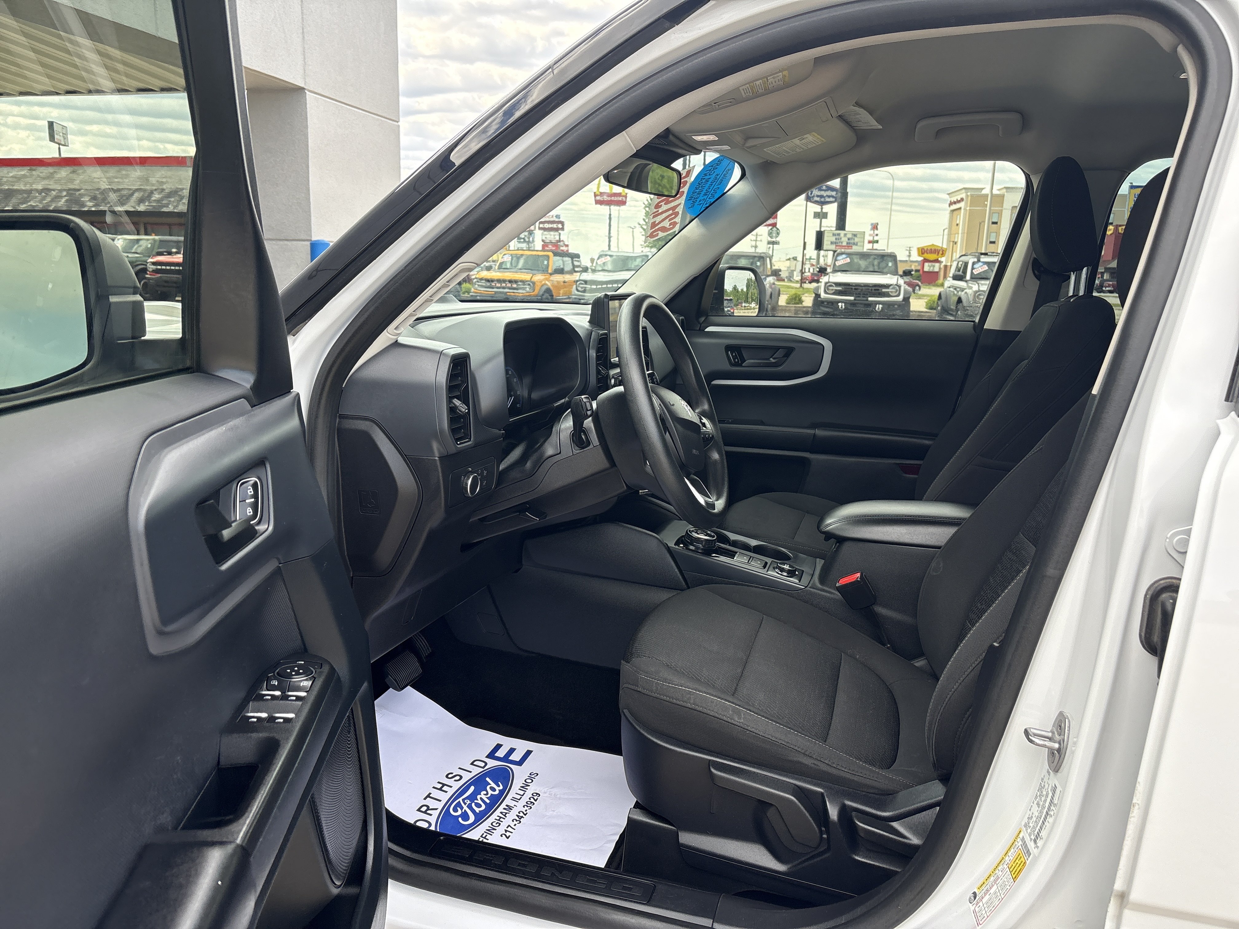Used 2021 Ford Bronco Sport AWD/4WD image 9
