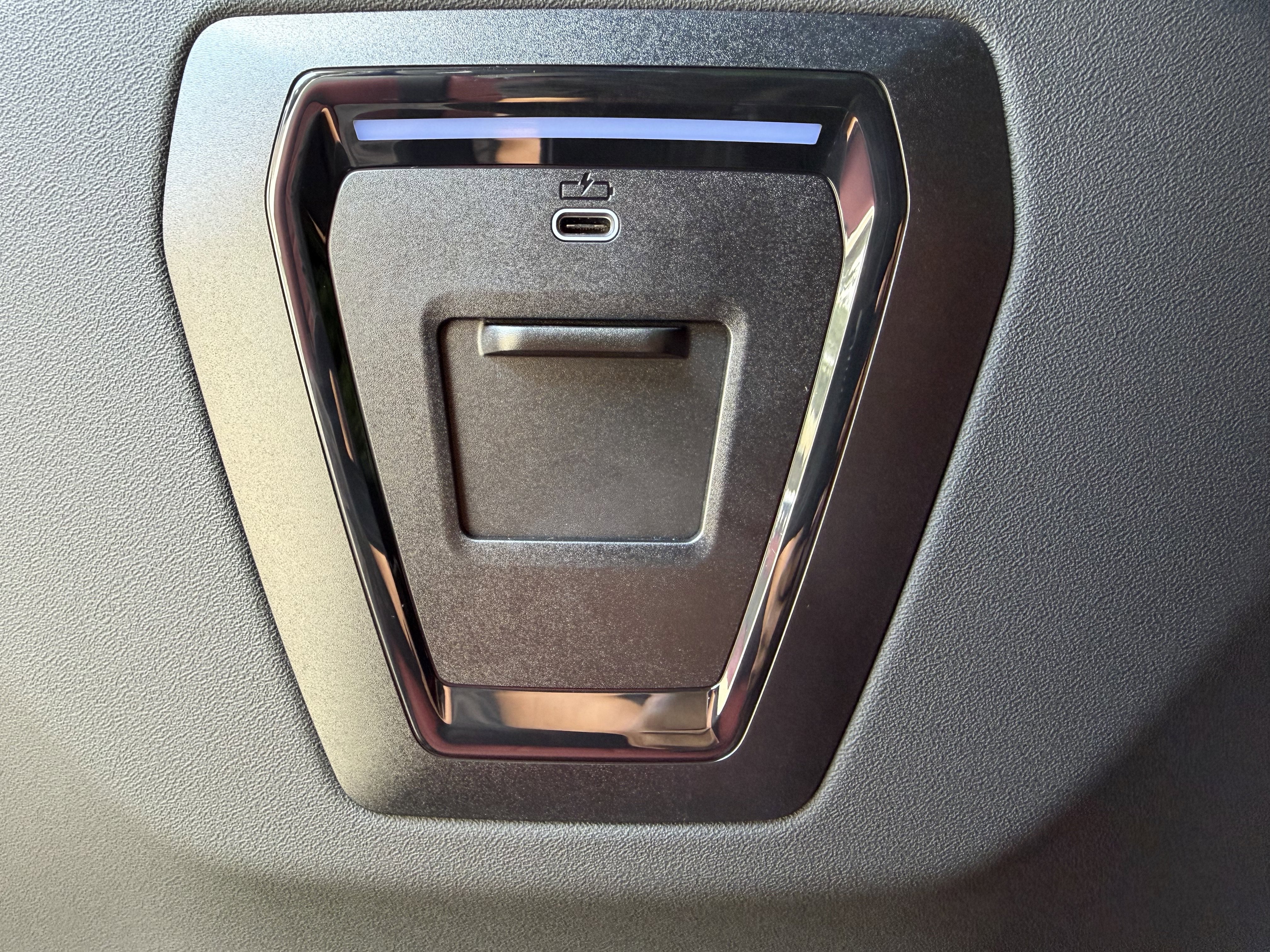 Used 2026 BMW 530i w/ Premium Package image 22