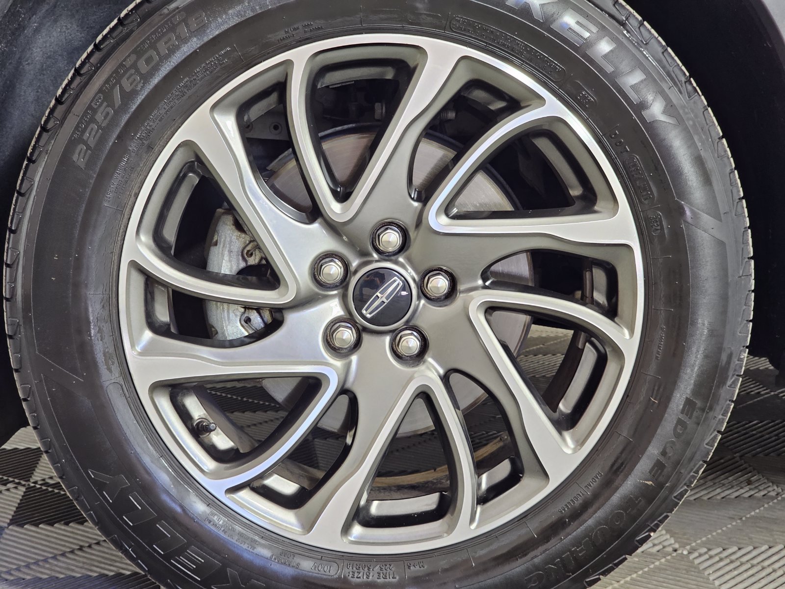 Used 2021 Lincoln Corsair FWD image 36