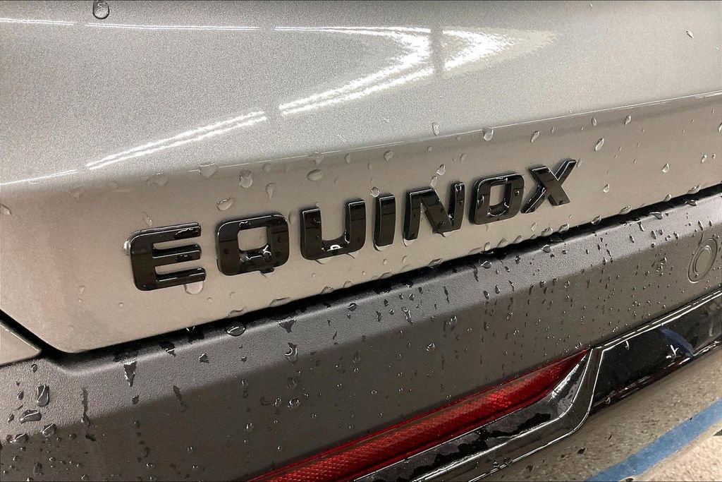 New 2026 Chevrolet Equinox RS w/ Convenience Package III FWD image 11