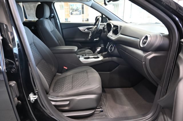 Used 2020 Chevrolet Blazer LT FWD image 10