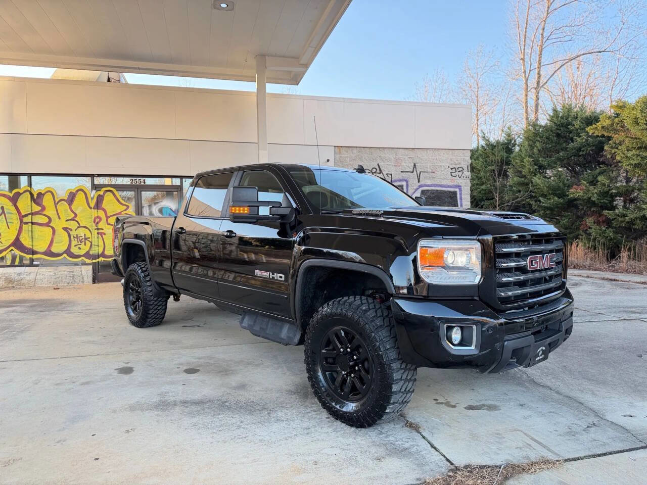 Used 2018 GMC Sierra 2500 SLT image 1