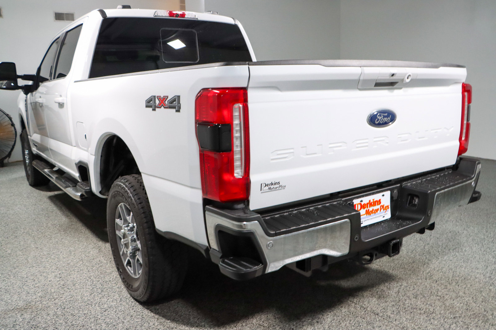 Used 2024 Ford F250 Lariat image 9