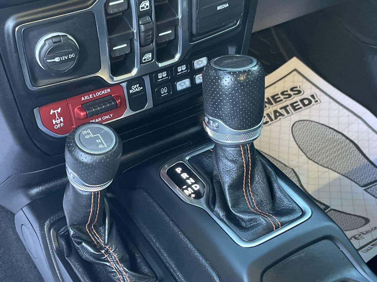 Used 2021 Jeep Gladiator Mojave AWD/4WD image 36