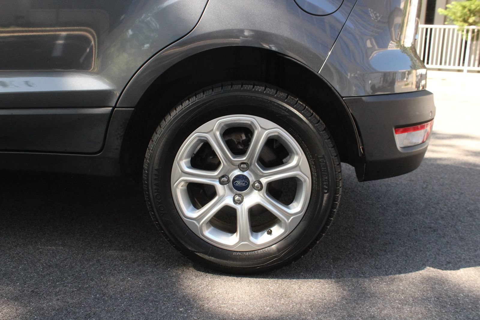 Used 2018 Ford EcoSport SE FWD image 9