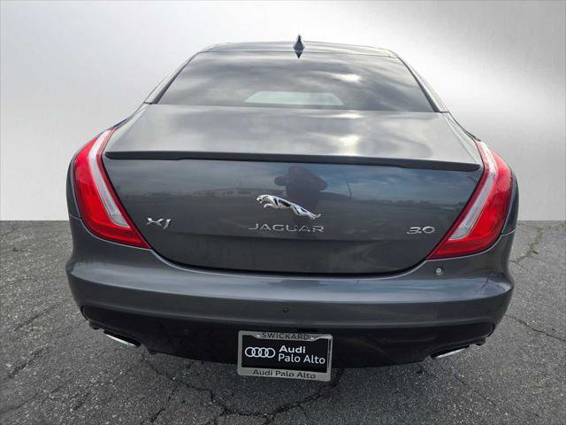 Used 2017 Jaguar XJ R-Sport image 4