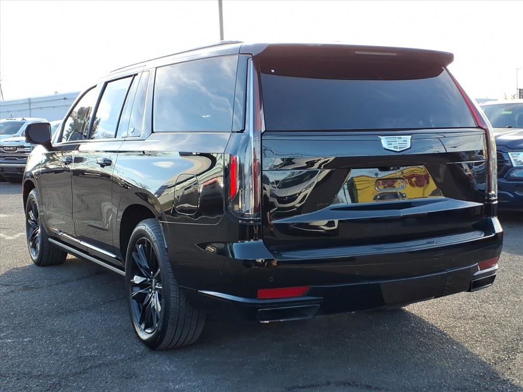 Used 2021 Cadillac Escalade ESV Sport w/ Driver Assist Tech Package image 6