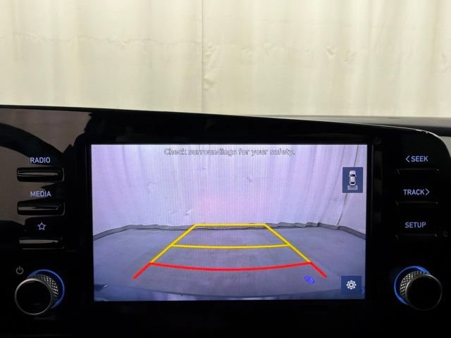 Used 2022 Hyundai Elantra SEL w/ Convenience Package FWD image 17